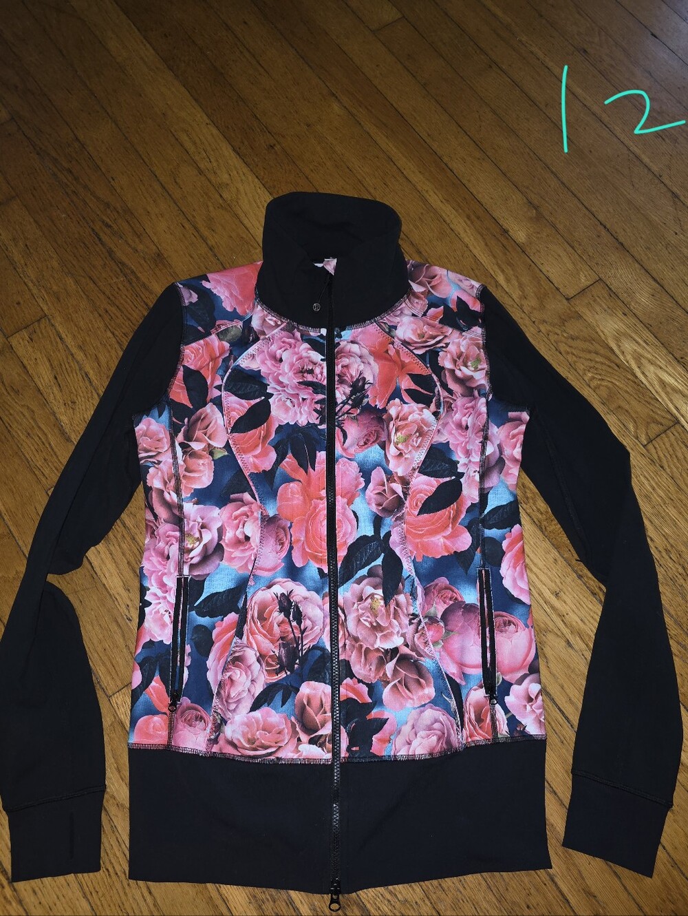 Lululemon Asana Jacket - Picture 2 of 3